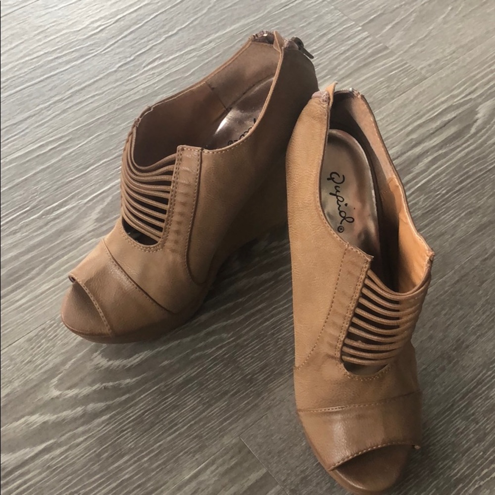 Never worn wedges!